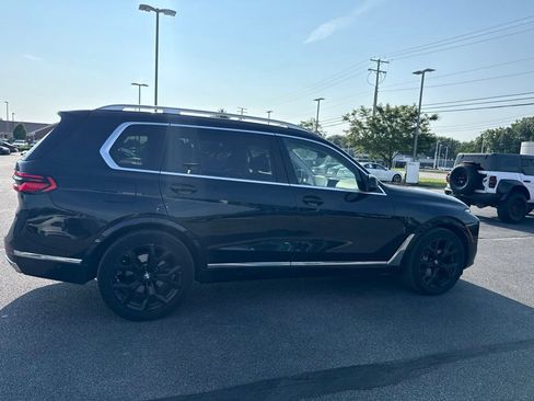 Used 2024 BMW X7 xDrive40i AWD/4WD image 23
