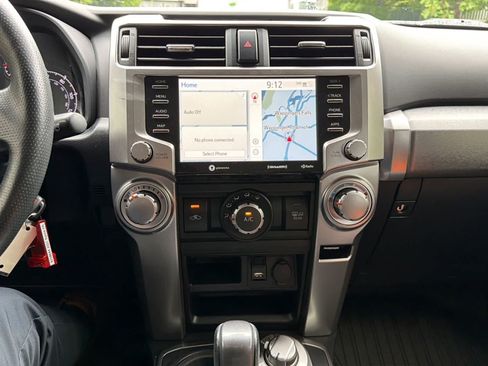 Used 2021 Toyota 4Runner SR5 AWD/4WD image 15