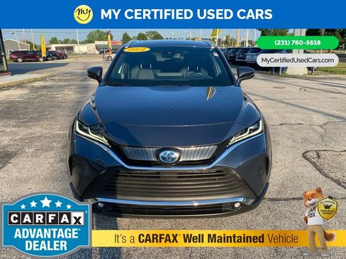 Used 2024 Toyota Venza XLE AWD/4WD image 2