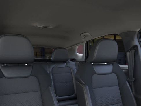 New 2026 Chevrolet Trax LT image 24