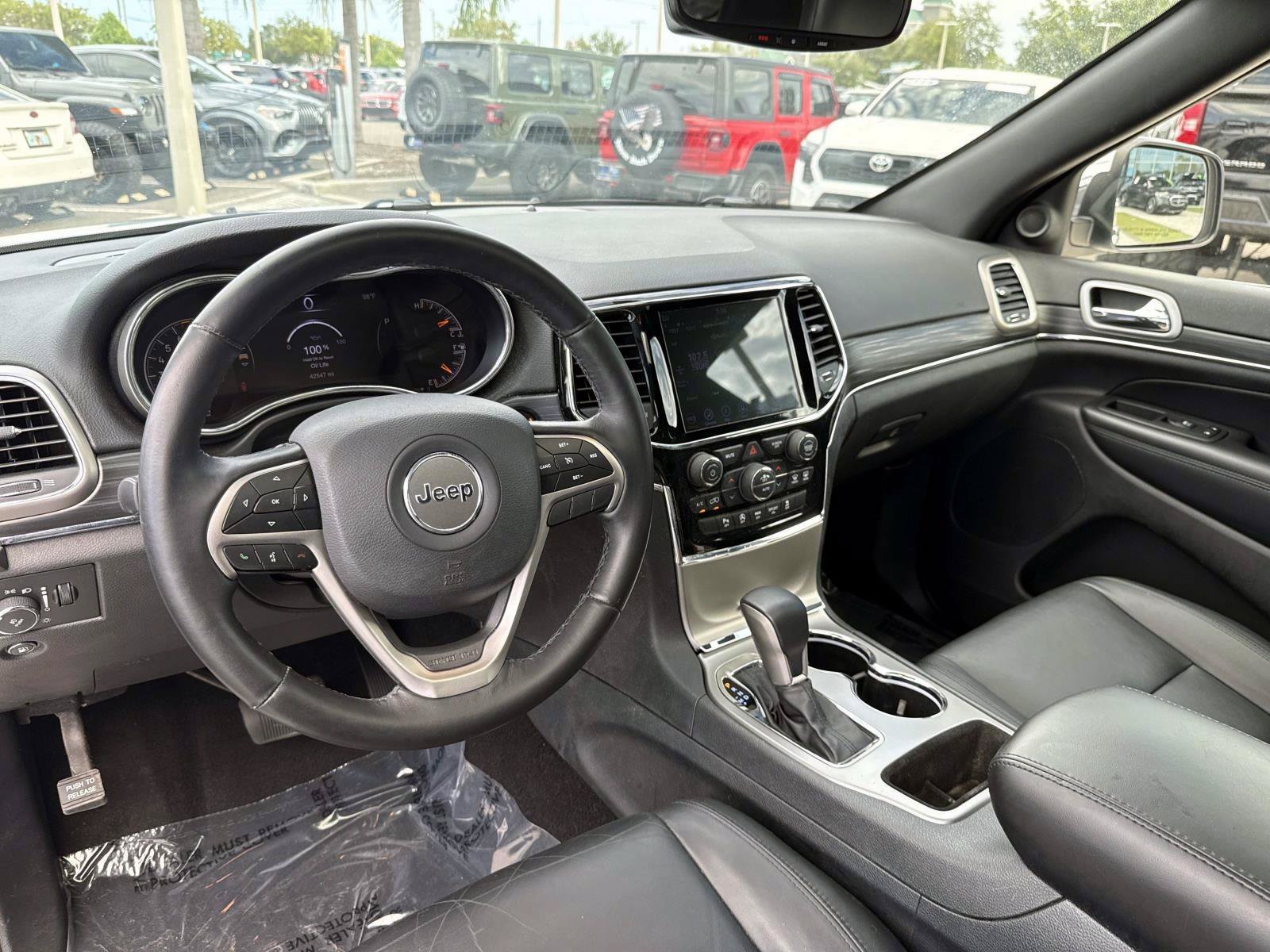 Used 2020 Jeep Grand Cherokee Limited RWD image 16
