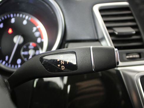 Used 2015 Mercedes-Benz GL 550 GL 550 image 17