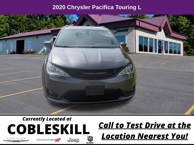 Used 2020 Chrysler Pacifica Touring-L w/ S Appearance Package FWD image 2