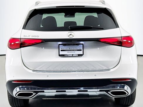 Certified 2026 Mercedes-Benz GLC 300 image 3