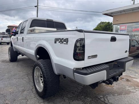 Used 2006 Ford F350 Lariat AWD/4WD image 4