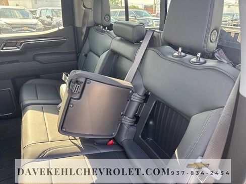 Used 2023 Chevrolet Silverado 1500 LTZ w/ LTZ Premium Package image 17