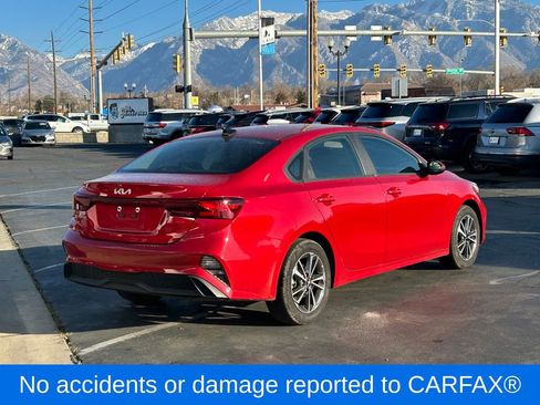 Used 2024 Kia Forte LXS w/ LXS Technology Package image 4