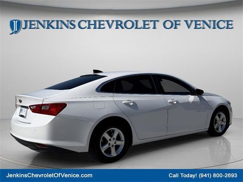 Used 2021 Chevrolet Malibu LS image 5