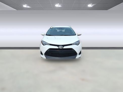 Used 2019 Toyota Corolla LE image 6