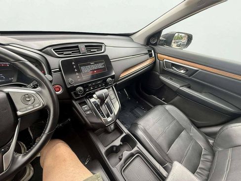 Used 2018 Honda CR-V Touring image 18