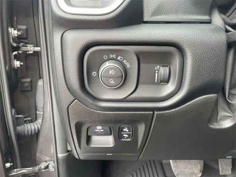 Used 2020 RAM 1500 Big Horn image 18