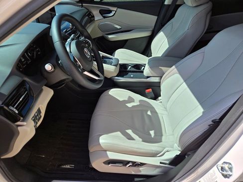 Certified 2025 Acura RDX SH-AWD w/ Technology Package image 6