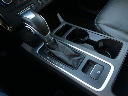 Used 2019 Ford Escape Titanium image 24