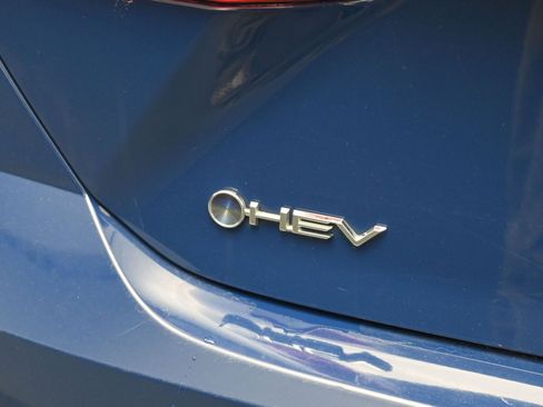 Certified 2025 Toyota Camry SE image 21