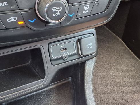 Used 2020 Jeep Renegade Sport FWD image 24