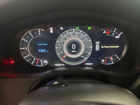 Used 2016 Cadillac Escalade Premium AWD/4WD image 29