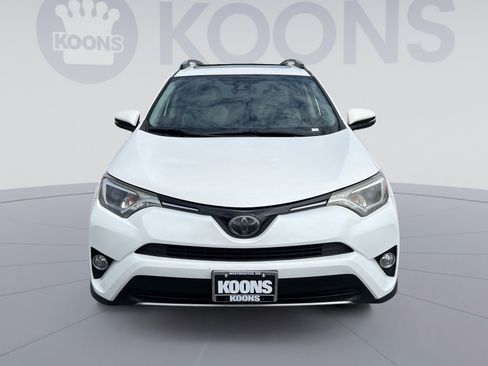 Used 2018 Toyota RAV4 XLE w/ Plus Extra Value Package AWD/4WD image 11