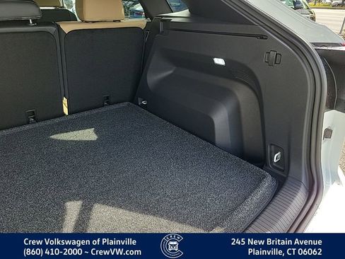 New 2026 Volkswagen Atlas Cross Sport SE image 53