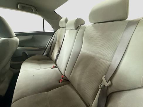 Used 2010 Toyota Corolla LE FWD image 22