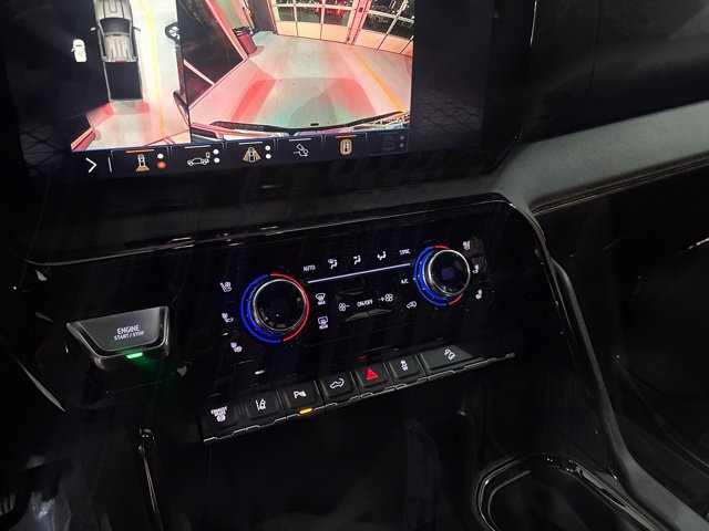 Used 2025 GMC Sierra 2500 AT4 AWD/4WD image 30