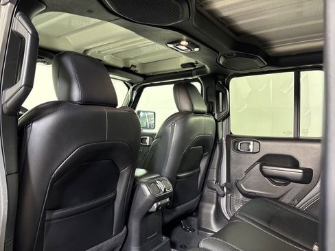 Used 2021 Jeep Wrangler Unlimited Sport AWD/4WD image 19