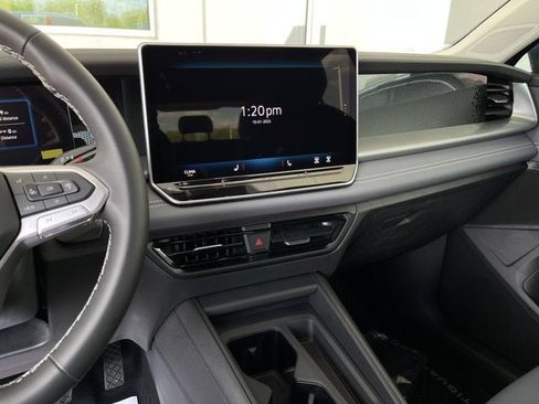 New 2026 Volkswagen Tiguan SE R-Line image 16