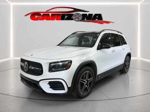 Used 2025 Mercedes-Benz GLB 250 image 4