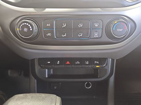 Used 2019 Chevrolet Colorado LT w/ LT Convenience Package RWD image 21