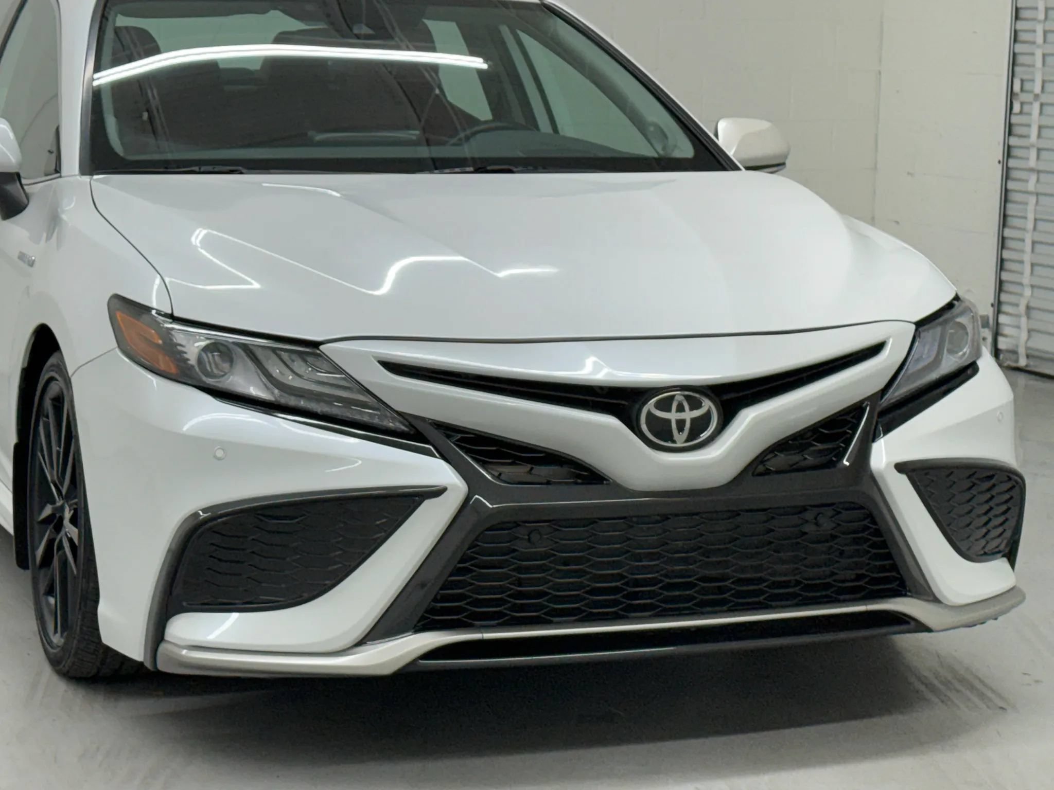 Used 2021 Toyota Camry XSE w/ Navigation Upgrade Package FWD image 91