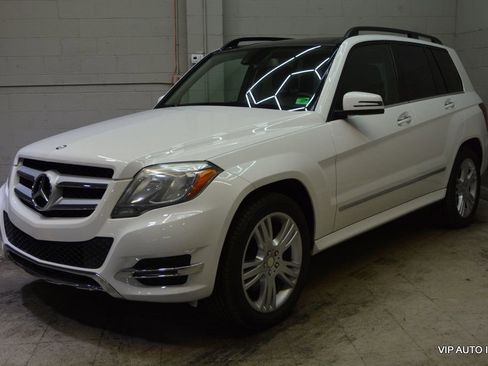 Used 2015 Mercedes-Benz GLK 350 2WD image 2