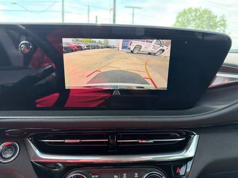 Certified 2024 Buick Envista Sport Touring w/ Convenience I Package FWD image 18