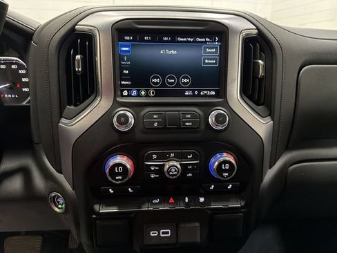 Certified 2022 GMC Sierra 1500 Elevation AWD/4WD image 16