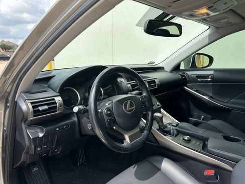 Used 2016 Lexus IS 200t w/ Navigation System Package RWD image 10
