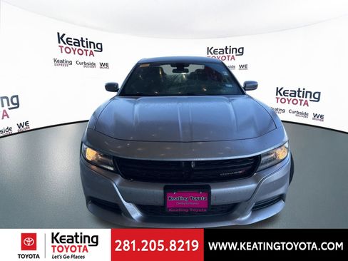 Used 2018 Dodge Charger SXT image 8