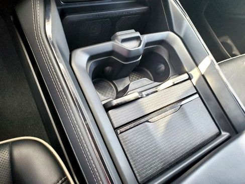 Used 2022 RAM 1500 Limited w/ Body-Colour Bumper Group image 13