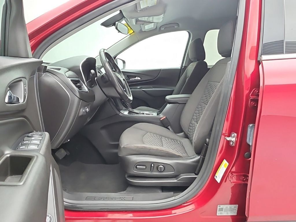 Used 2019 Chevrolet Equinox LT AWD/4WD image 13