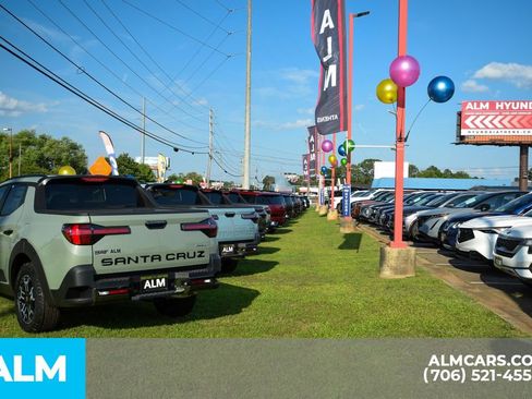 Used 2025 Hyundai Kona SEL image 46