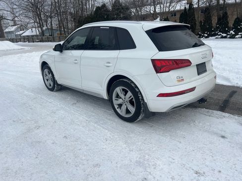Used 2018 Audi Q5 2.0T Premium image 3
