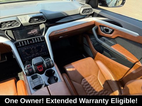 Used 2019 Lamborghini Urus AWD/4WD image 22