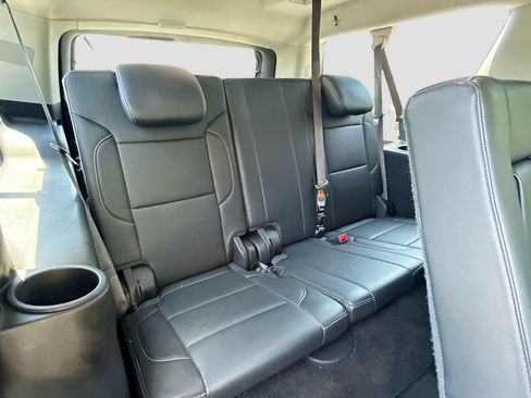 Used 2017 Chevrolet Suburban LT AWD/4WD image 31