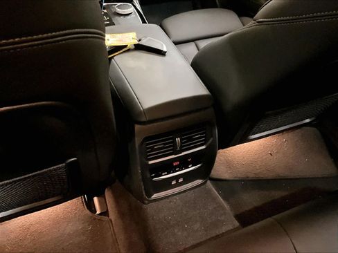 Used 2023 BMW i4 eDrive35 w/ Premium Package image 35