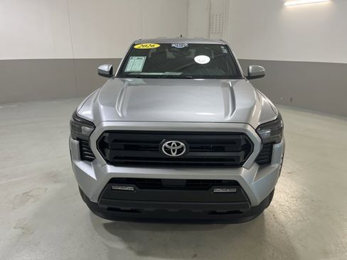 Used 2026 Toyota Tacoma SR5 image 3