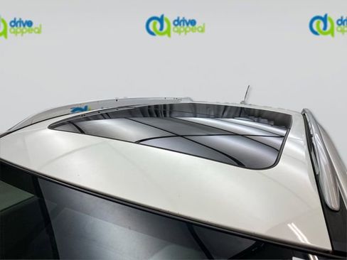 Used 2014 Nissan Rogue SV w/ SV Premium Package image 13