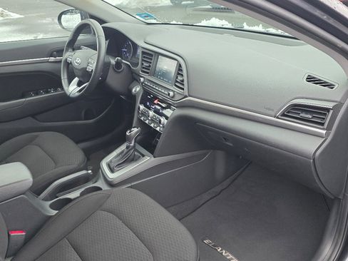Used 2020 Hyundai Elantra Value Edition w/ Cargo Package (C1) image 17