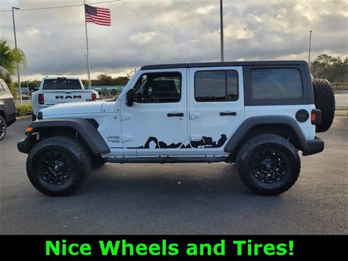 Certified 2018 Jeep Wrangler Unlimited Sport image 4