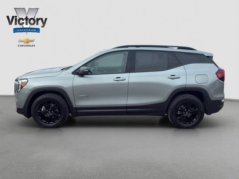 Used 2023 GMC Terrain AT4 w/ Infotainment Package II image 4