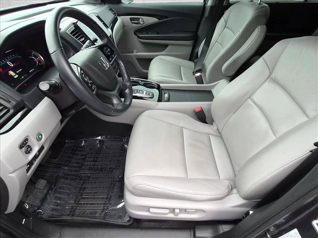 Used 2021 Honda Pilot Touring image 16