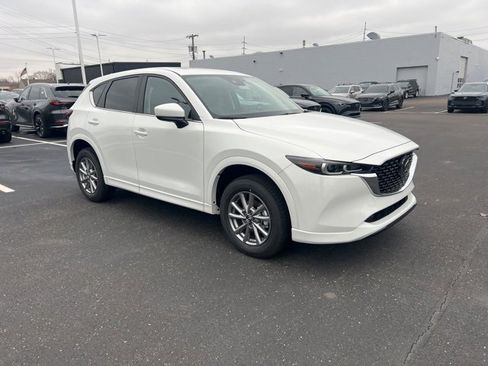 New 2025 MAZDA CX-5 AWD 2.5 S w/ Preferred Package image 2