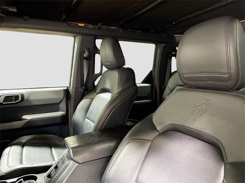 Used 2021 Ford Bronco Badlands image 23