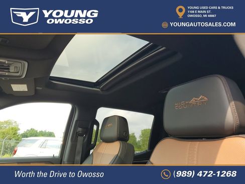 Certified 2025 Chevrolet Silverado 1500 High Country w/ Technology Package AWD/4WD image 9